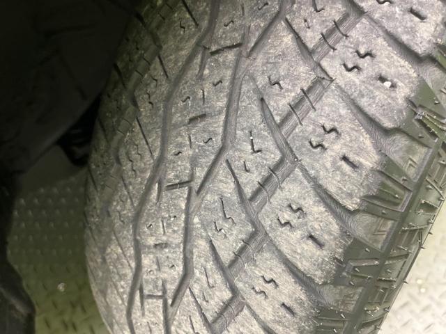 ＲＡＶ４ アドベンチャー　４ＷＤ　パノラマルーフ　Ｋｅｎｗｏｏｄ８型ナビ　セーフティセンス　レーダークルーズコントロール　パワーシート　シートベンチレーション　ＬＥＤヘッドライト　バックカメラ　ＥＴＣ　スマートキー（37枚目）