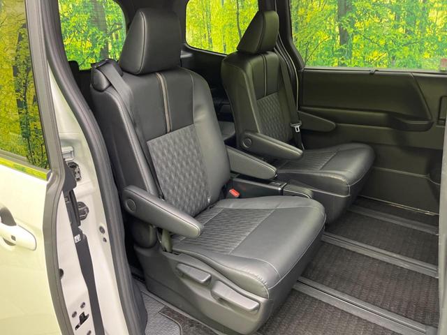 ノア Ｓ－Ｚ　モデリスタ　１０．５型ナビ　後席モニター　全周囲カメラ　ＢＳＭ　デジタルミラー　チームメイト　ヘッドアップディスプレイ　フルセグＴＶ　前席シートヒーター　デジタルインナーミラー（9枚目）