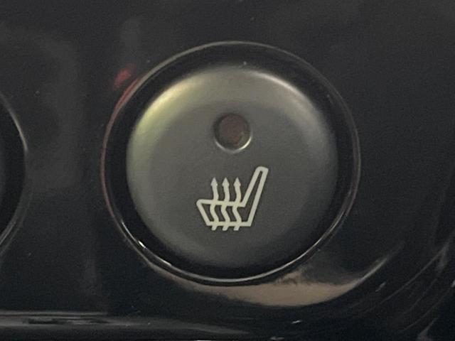 ジムニー ランドベンチャー　４ＷＤ　バックカメラ　禁煙車　ハーフレザーシート　シートヒーター　ドラレコ　ＥＴＣ　車線逸脱警報　オートライト　ＣＤ　ＤＶＤ再生　地デジ（4枚目）