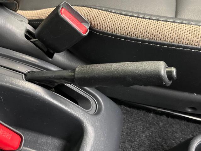 ジムニー ランドベンチャー　４ＷＤ　バックカメラ　禁煙車　ハーフレザーシート　シートヒーター　ドラレコ　ＥＴＣ　車線逸脱警報　オートライト　ＣＤ　ＤＶＤ再生　地デジ（43枚目）