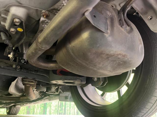 アクア G G’s 純正SDナビ バックカメラ 禁煙車 ハーフレザーシート スマートキー LEDヘッド ビルトインETC クルコン 純正17インチアルミ オートハイビーム オートライト オートエアコン(21枚目)