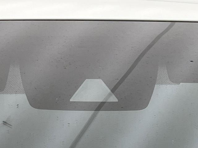 ハリアー Z 純正12.3インチナビ 全周囲カメラ 衝突被害軽減装置 レーダークルーズ 禁煙車 ハーフレザーシート ドラレコ コーナーセンサー スマートキー LEDヘッド ビルドインETC(3枚目)