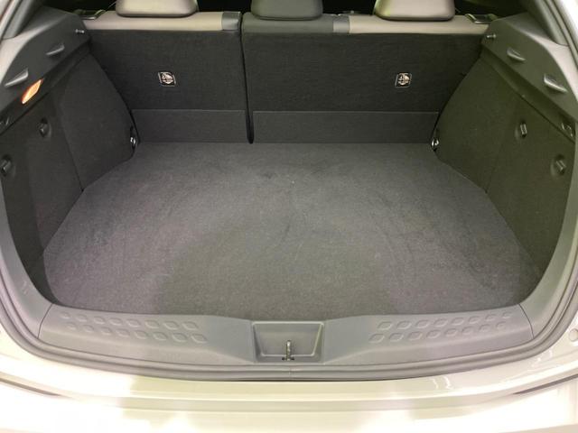 C-HR G 純正8インチナビ 全周囲カメラ 衝突被害軽減装置 レーダークルーズ 禁煙車 ハーフレザーシート ドラレコ コーナーセンサー スマートキー LEDヘッド ビルドインETC(31枚目)