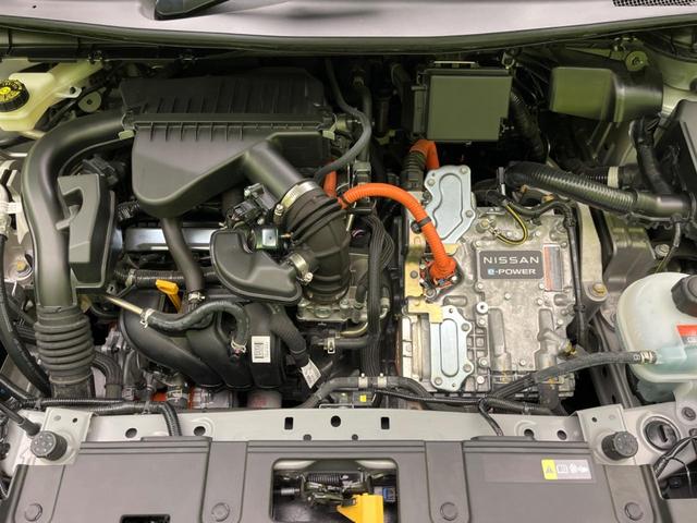 ノート Ｓ　衝突被害軽減装置　禁煙車　コーナーセンサー　スマートキー　ＥＴＣ　オートマチックハイビーム　パーキングアシススト　オートライト　オートエアコン（18枚目）