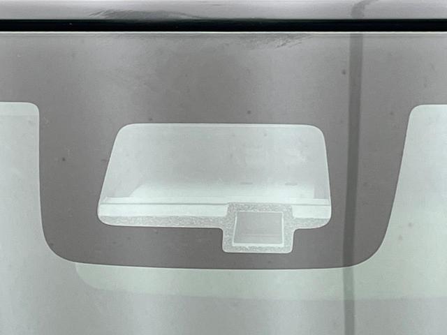 ジムニー ＸＧ　４ＷＤ　ターボ車　スズキセーフティサポート　　１１．３型ディスプレイオーディオ　ＡＮＤＲＯＩＤＡＵＴＯ　キーレス　ＥＴＣ　アイドリングストップ　車線逸脱警報装置（3枚目）