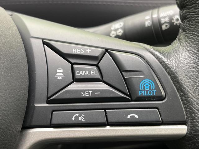 �y�v���p�C���b�g�z�������H�ł̒��������s���y�ɁI�I�a�؎��Ə��񑖍s�̃V�[���ŁA�A�N�Z���E�u���[�L�E�X�e�A�����O�������Ő��䂵�A�������^�]�̕��S���y�����Ă���܂���