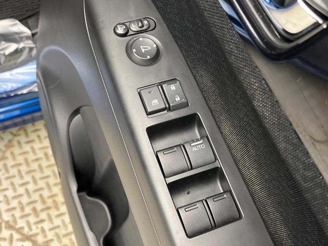 Ｎ－ＢＯＸカスタム Ｇ・ターボパッケージ　ターボ　純正ナビ　バックカメラ　禁煙車　スマートキー　ＨＩＤヘッド　ＥＴＣ　クルコン　純正１５インチアルミ　オートライト　オートエアコン　ＣＤ　ＤＶＤ再生　地デジ　パドルシフト（35枚目）