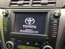 カムリ ハイブリッド レザーパッケージ 禁煙車 純正ナビ クルーズコントロール HIDヘッドライト レザーシート 前席シートヒーター 前席パワーシート ウッドコンビステアリング 純正17インチアルミホイール ブラインドスポットモニター 中古車画像_3