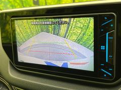 【バックカメラ】駐車時に後方がリアルタイム映像で確認できます。大型商業施設や立体駐車場での駐車時や、夜間のバック時に大活躍！運転スキルに関わらず、今や必須となった装備のひとつです！ 5