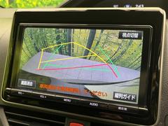 【バックカメラ】駐車時に後方がリアルタイム映像で確認できます。大型商業施設や立体駐車場での駐車時や、夜間のバック時に大活躍！運転スキルに関わらず、今や必須となった装備のひとつです！ 5