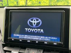 �ڽ��������ʥӡۿ͵��ν����ʥӤ������������ǥ�����ǽ�⽼�¤��Ƥ��ꡢ�£�������������³����Ф������Υ��ޥۤ�ͣУ��ץ쥤�䡼�β��ڤ������ǽ�������α�ž������˳ڤ����ʤ�ޤ����� 4