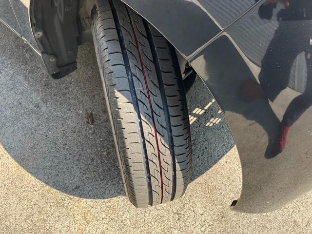 タイヤ新品