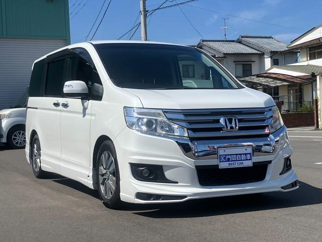 ステップワゴンスパーダ Ｚ　インターナビセレクション　無限フルエアロ　無限足回り　純正ナビ・ＴＶ　フリップダウンモニター　両側パワースライドドア　ＥＴＣ　純正１６インチアルミホイール　スマートキー　バックカメラ　タイヤ新品（3枚目）