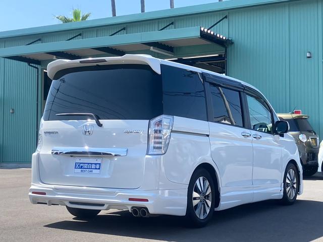 ステップワゴンスパーダ Ｚ　インターナビセレクション　無限フルエアロ　無限足回り　純正ナビ・ＴＶ　フリップダウンモニター　両側パワースライドドア　ＥＴＣ　純正１６インチアルミホイール　スマートキー　バックカメラ　タイヤ新品（5枚目）