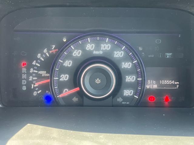 ステップワゴンスパーダ Ｚ　インターナビセレクション　無限フルエアロ　無限足回り　純正ナビ・ＴＶ　フリップダウンモニター　両側パワースライドドア　ＥＴＣ　純正１６インチアルミホイール　スマートキー　バックカメラ　タイヤ新品（11枚目）