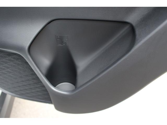 G コーナーセンサー シートヒーター ステアリングスイッチ アルミホイール キーフリー LEDヘッドランプ オートライト(29枚目)