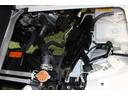 ハイゼットトラック スタンダード　コーナーセンサー　ラジオ　板キー　オートライト　ドアバイザー　マニュアルエアコン　ハロゲンヘッドライト　アイドリングストップ（5枚目）