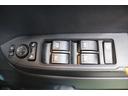 ファンクロス　運転席・助手席シートヒーター　プッシュボタンスタート　オートエアコン　ＬＥＤヘッドライト　両側パワースライドドア　電動パーキングブレーキ　コーナーセンサー（18枚目）
