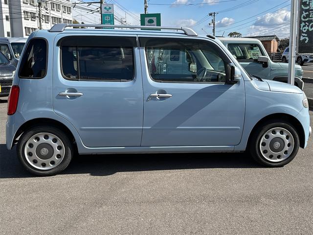 ココアプラスX エアコン パワーステアリング パワーウィンドウ 運転席エアバッグ 助手席エアバッグ 盗難防止システム 衝突安全ボディ キーレスエントリー ベンチシート CD(7枚目)