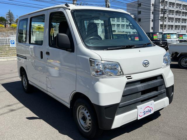 スペシャル　アイドリングストップ　エアコン　パワステ　運転席エアバック　助手席エアバッグ　両側スライドドア　ＦＭ／ＡＭラジオ　ＡＢＳ(8枚目)