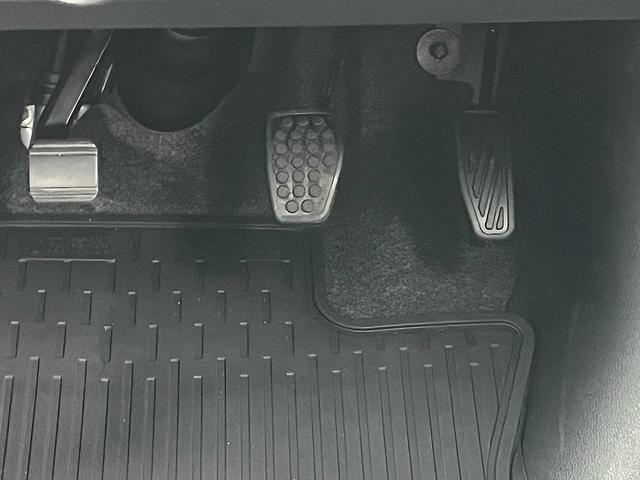 ハイゼットカーゴ デッキバンＧ　届出済未使用車　アイドリングストップ　９インチスマホ連携ディスプレイオーディオ　ＬＥＤ・パワースライドドアパック　両側電動スライドドア　バックカメラ　プッシュボタンスタート　オートライト（46枚目）