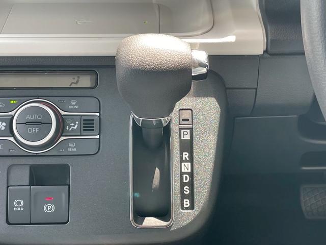 ムーヴキャンバス ストライプスＧ　届け出済未使用車　９インチディスプレイオーディオ　クリアランスソナー　レーンアシスト　バックカメラ　Ｂｌｕｅｔｏｏｔｈ接続　両側電動スライドドア　シートヒーター　オートライト　オートエアコン（5枚目）