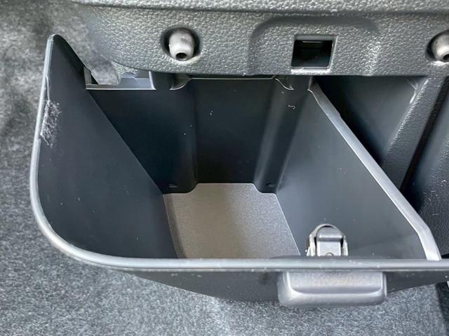 ムーヴキャンバス ストライプスＧ　届け出済未使用車　９インチディスプレイオーディオ　クリアランスソナー　レーンアシスト　バックカメラ　Ｂｌｕｅｔｏｏｔｈ接続　両側電動スライドドア　シートヒーター　オートライト　オートエアコン（37枚目）