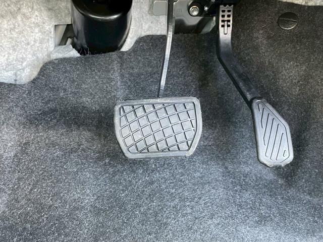 ムーヴキャンバス ストライプスＧ　届け出済未使用車　９インチディスプレイオーディオ　クリアランスソナー　レーンアシスト　バックカメラ　Ｂｌｕｅｔｏｏｔｈ接続　両側電動スライドドア　シートヒーター　オートライト　オートエアコン（42枚目）