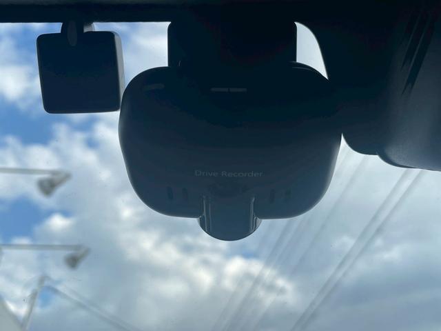 エブリイワゴン ＰＺターボスペシャル　禁煙車　両側電動スライドドア　バックカメラ　ＥＴＣ　Ｂｌｕｅｔｏｏｔｈ接続　　ナビ　ＣＤ・ＤＶＤ　　ドライブレコーダー　　キーレスエントリー　衝突被害軽減システム　衝突安全ボディ　盗難防止システム（31枚目）