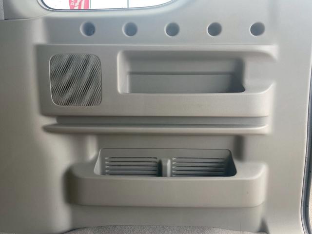 エブリイワゴン ＰＺターボスペシャル　禁煙車　両側電動スライドドア　バックカメラ　ＥＴＣ　Ｂｌｕｅｔｏｏｔｈ接続　　ナビ　ＣＤ・ＤＶＤ　　ドライブレコーダー　　キーレスエントリー　衝突被害軽減システム　衝突安全ボディ　盗難防止システム（60枚目）