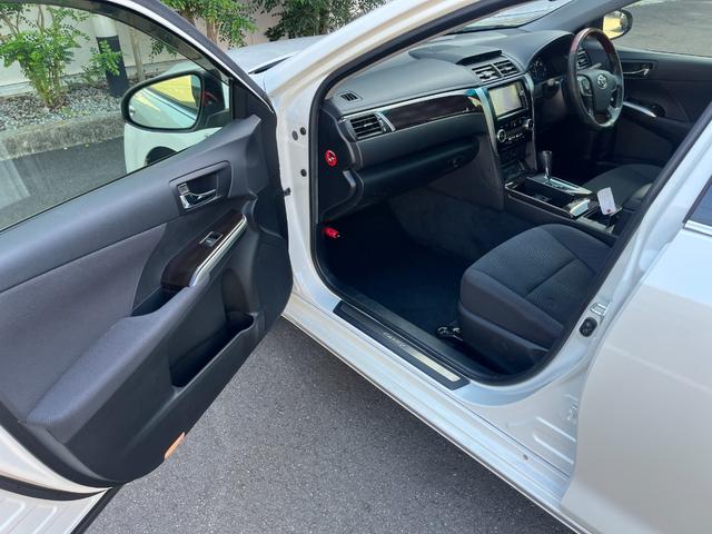 カムリ ハイブリッド Gパッケージ(17枚目)