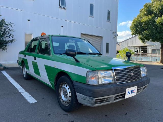 クラウンコンフォート スタンダード LPGタクシー(4枚目)