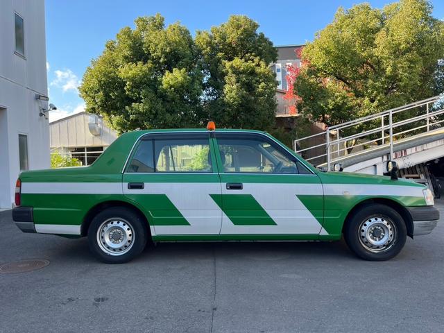 クラウンコンフォート スタンダード LPGタクシー(5枚目)