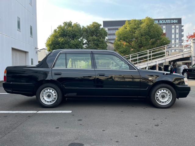 クラウンコンフォート スタンダード LPGタクシー(4枚目)