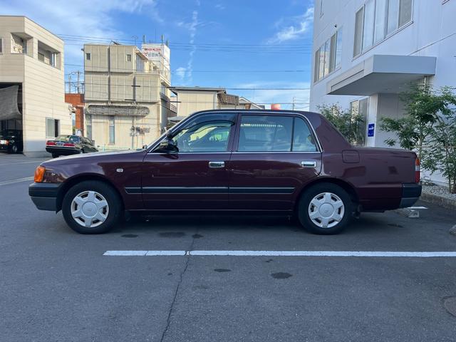 コンフォート DX LPGタクシー 5速MT(9枚目)