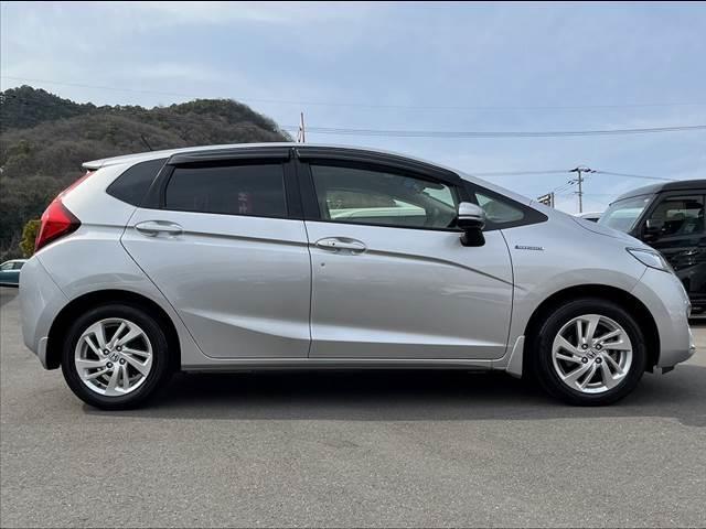 Lパッケージ 純正ナビ フルセグTV バックカメラ ETC車載器 CD/DVD Bluetooth クルーズコントロール スマートキー プッシュスタート 禁煙 ステリモ オートライト チルステ(7枚目)