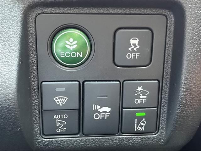 ハイブリッドZ・ホンダセンシング ホンダセンシング メーカーナビ フルセグ Bluetooth Bカメラ スマートキー プッシュスタート 前席シートヒーター ブレーキホールド ETC ルーフレール オートライト オートワイパー(5枚目)