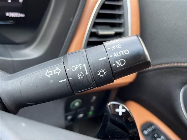 ハイブリッドZ・ホンダセンシング ホンダセンシング メーカーナビ フルセグ Bluetooth Bカメラ スマートキー プッシュスタート 前席シートヒーター ブレーキホールド ETC ルーフレール オートライト オートワイパー(17枚目)