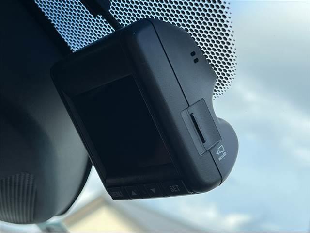 ハイブリッドZ・ホンダセンシング ホンダセンシング メーカーナビ フルセグ Bluetooth Bカメラ スマートキー プッシュスタート 前席シートヒーター ブレーキホールド ETC ルーフレール オートライト オートワイパー(30枚目)