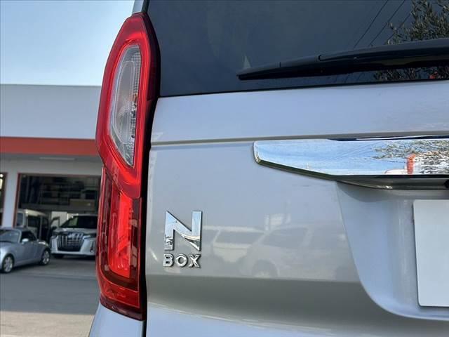 Ｎ－ＢＯＸ Ｇ　ホンダセンシング　社外メモリナビ　ＤＶＤ再生　ＢＴ　Ｂカメラ　ドラレコ　ＥＴＣ　オートＬＥＤ　クルコン　コーナーセンサー　両側スライドドア　電格ミラー　スマートキー２個　Ｐスタート　横滑り防止（34枚目）