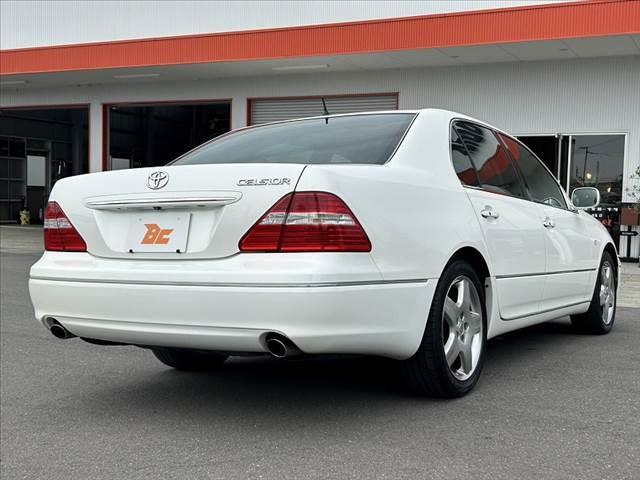 セルシオ ｅＲ仕様　ムーンルーフ　純正ナビ　Ｂモニター　ＥＴＣ　クルコン　ＨＩＤ　フォグ　イージークローザー　Ｐガラス　革巻ステア　ＳＲＳ　カーテンエアバッグ　ＡＡＣ　レザーシート　Ｐシート　電動Ｒサンシェード（15枚目）