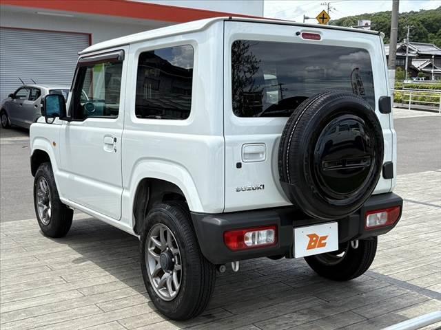 ジムニー ＸＣ　中期　４ＷＤ　セーフティサポート　Ａストップ　クルコン　オートＬＥＤ　スマートキー　前席シートヒーター　純正１６ＡＷ　Ｐガラス　Ａストップ　チルトステア　マットバイザー　本革ステアリング　サイドエアＢ（13枚目）