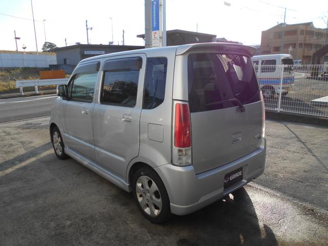 Ｈ１７年式　ワゴンＲ　ＦＴ−Ｓリミテッド入荷しました。ターボ　キーレス　オートエアコン　ベンチシート　キーレス　純正１４インチアルミ　ユーザー買取車両　全国納車可能です。