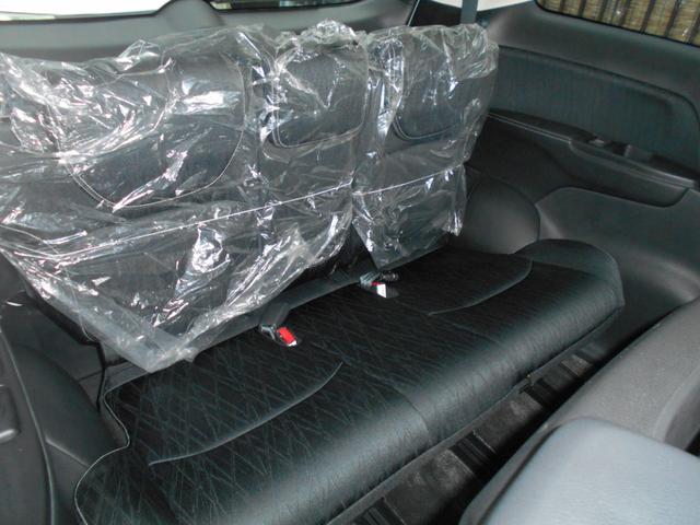 オデッセイ アブソルート　両側電動スライドドア　アルパイン９インチナビＴＶ　フルセグ　ＤＶＤ再生　Ｂｌｕｅｔｏｏｔｈ対応　ＥＴＣ　バックモニター　ＴＥＩＮ車高調　純正１８インチアルミ　ＬＥＤヘッドライト　衝突軽減ブレーキ（12枚目）