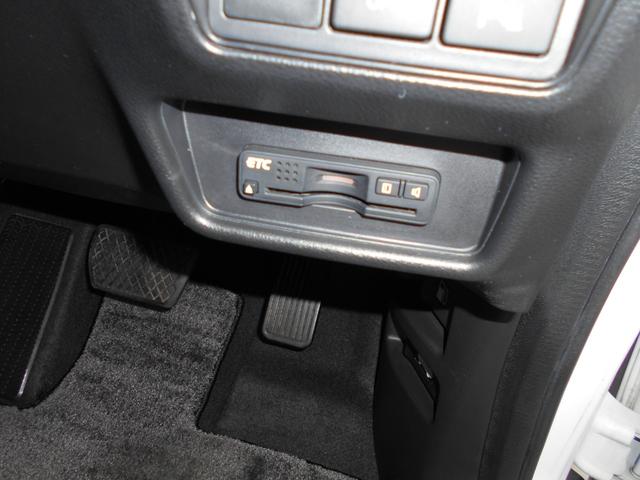 オデッセイ アブソルート　両側電動スライドドア　アルパイン９インチナビＴＶ　フルセグ　ＤＶＤ再生　Ｂｌｕｅｔｏｏｔｈ対応　ＥＴＣ　バックモニター　ＴＥＩＮ車高調　純正１８インチアルミ　ＬＥＤヘッドライト　衝突軽減ブレーキ（20枚目）