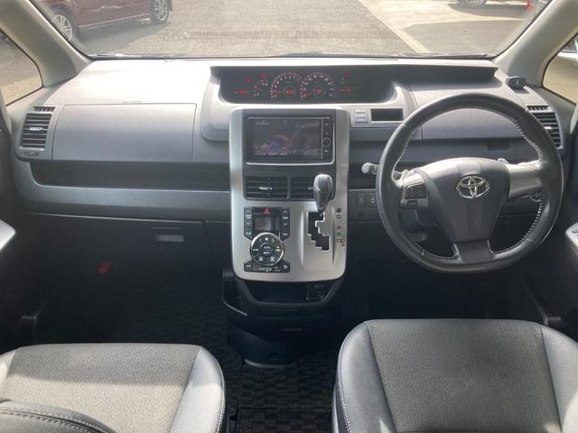 ヴォクシー ZS 煌Z 7人乗り 両側パワースライドドア ナビ バックモニターカメラ パドルシフト オートエアコン ドライブレコーダー スマートキー(2枚目)