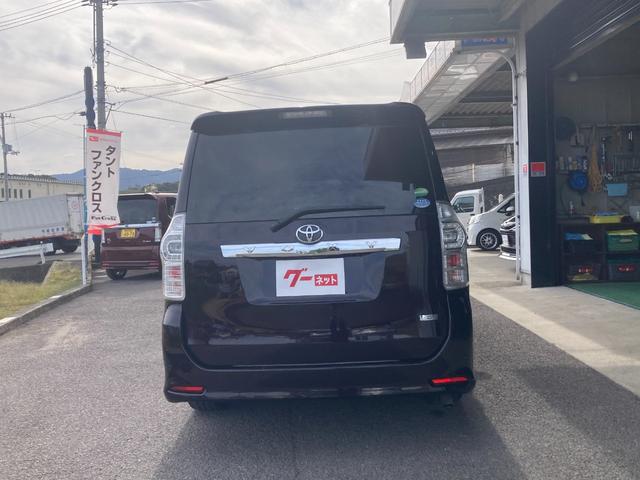 ヴォクシー ZS 煌Z 7人乗り 両側パワースライドドア ナビ バックモニターカメラ パドルシフト オートエアコン ドライブレコーダー スマートキー(8枚目)