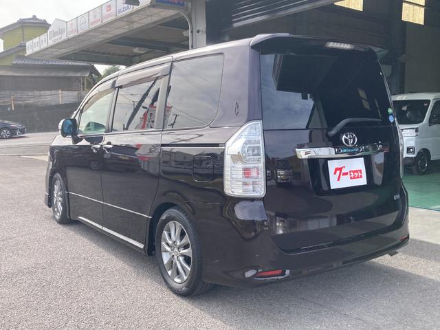 ヴォクシー ZS 煌Z 7人乗り 両側パワースライドドア ナビ バックモニターカメラ パドルシフト オートエアコン ドライブレコーダー スマートキー(9枚目)