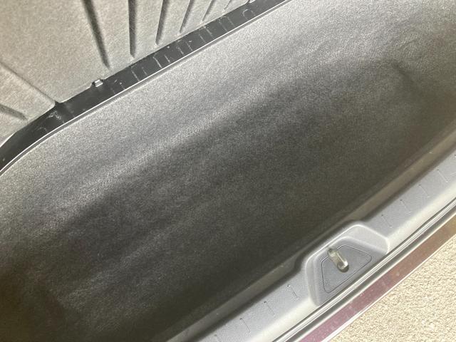ヴォクシー ZS 煌Z 7人乗り 両側パワースライドドア ナビ バックモニターカメラ パドルシフト オートエアコン ドライブレコーダー スマートキー(34枚目)