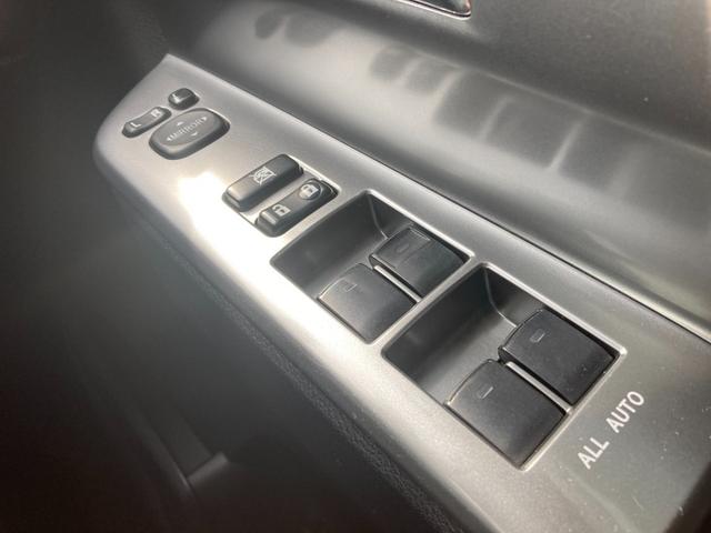 ヴォクシー ZS 煌Z 7人乗り 両側パワースライドドア ナビ バックモニターカメラ パドルシフト オートエアコン ドライブレコーダー スマートキー(36枚目)